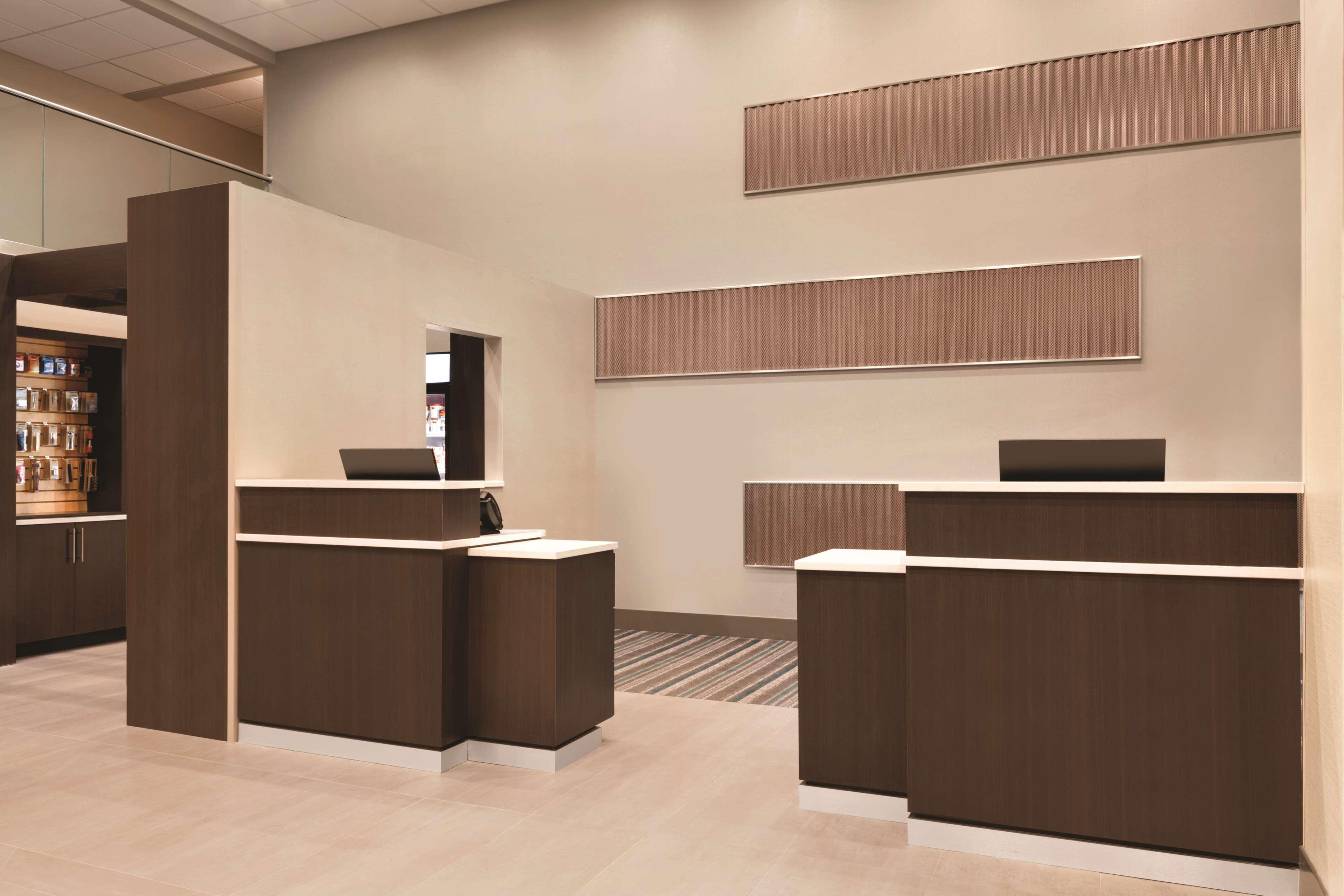 Radisson Hotel Charlotte Airport Экстерьер фото
