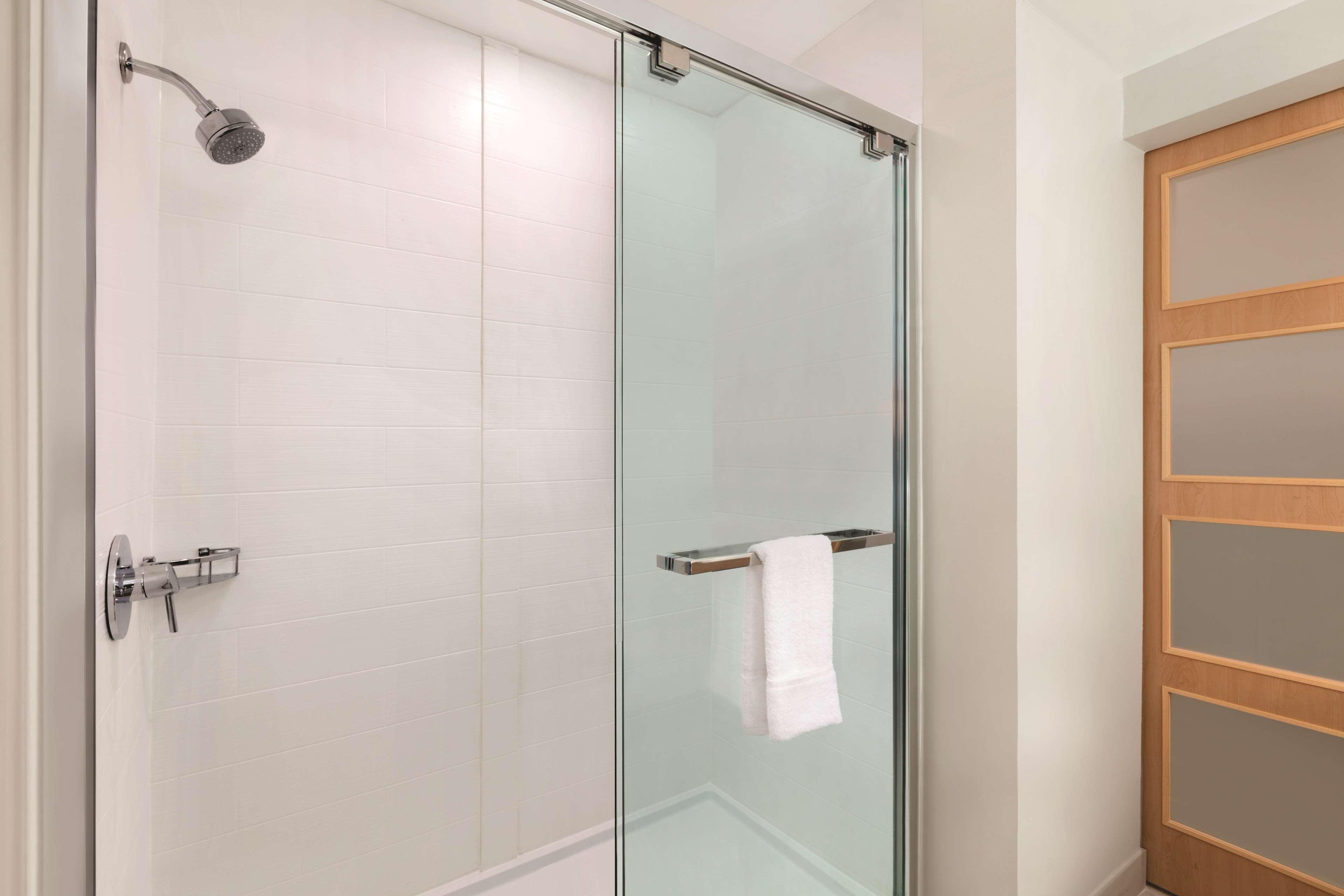 Radisson Hotel Charlotte Airport Экстерьер фото