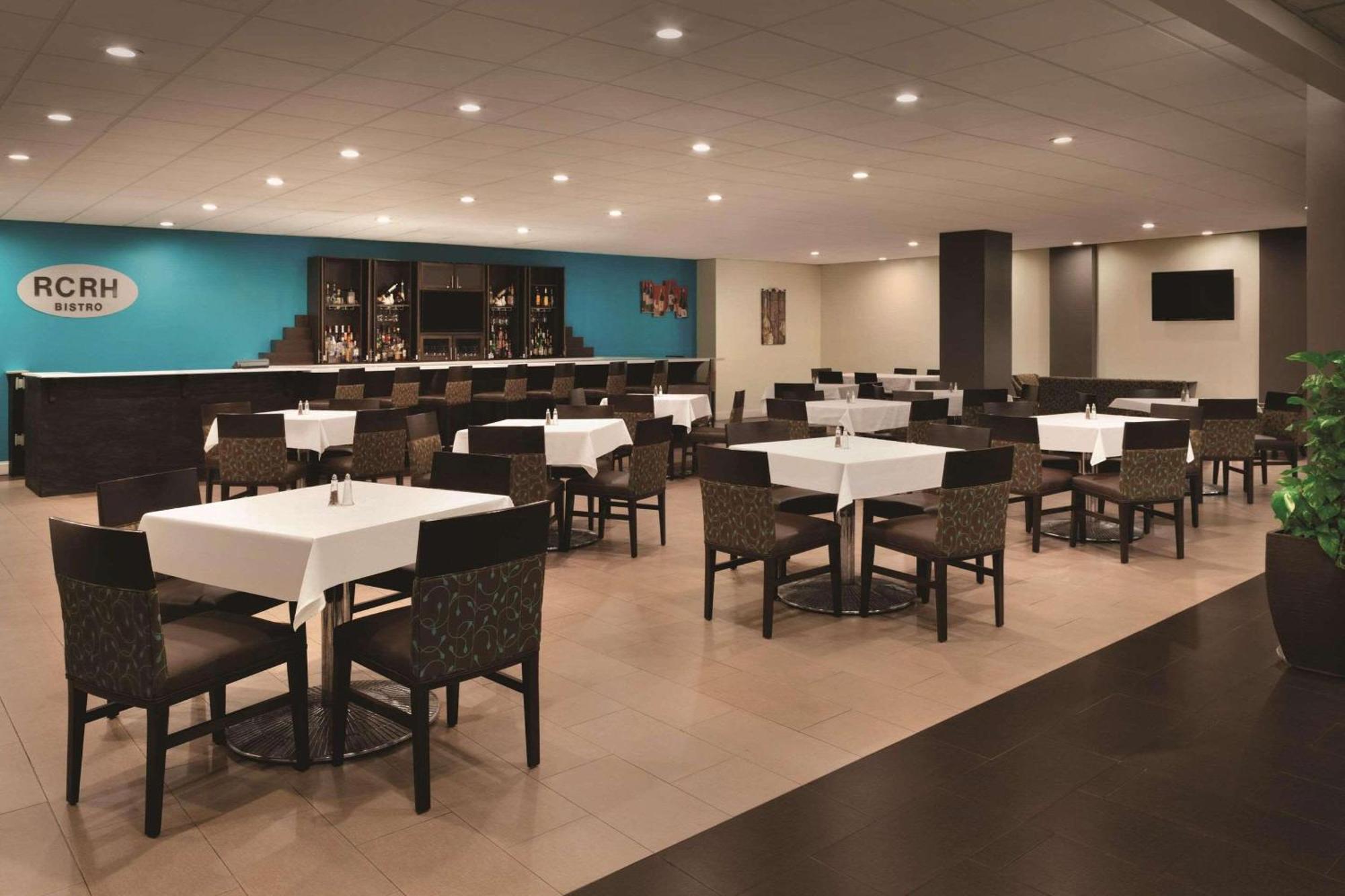 Radisson Hotel Charlotte Airport Экстерьер фото